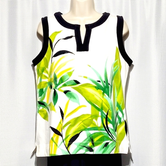 Jones New York Sport White with Green Leaf Design and Black Beads (Petite L) - Picture 1 of 6